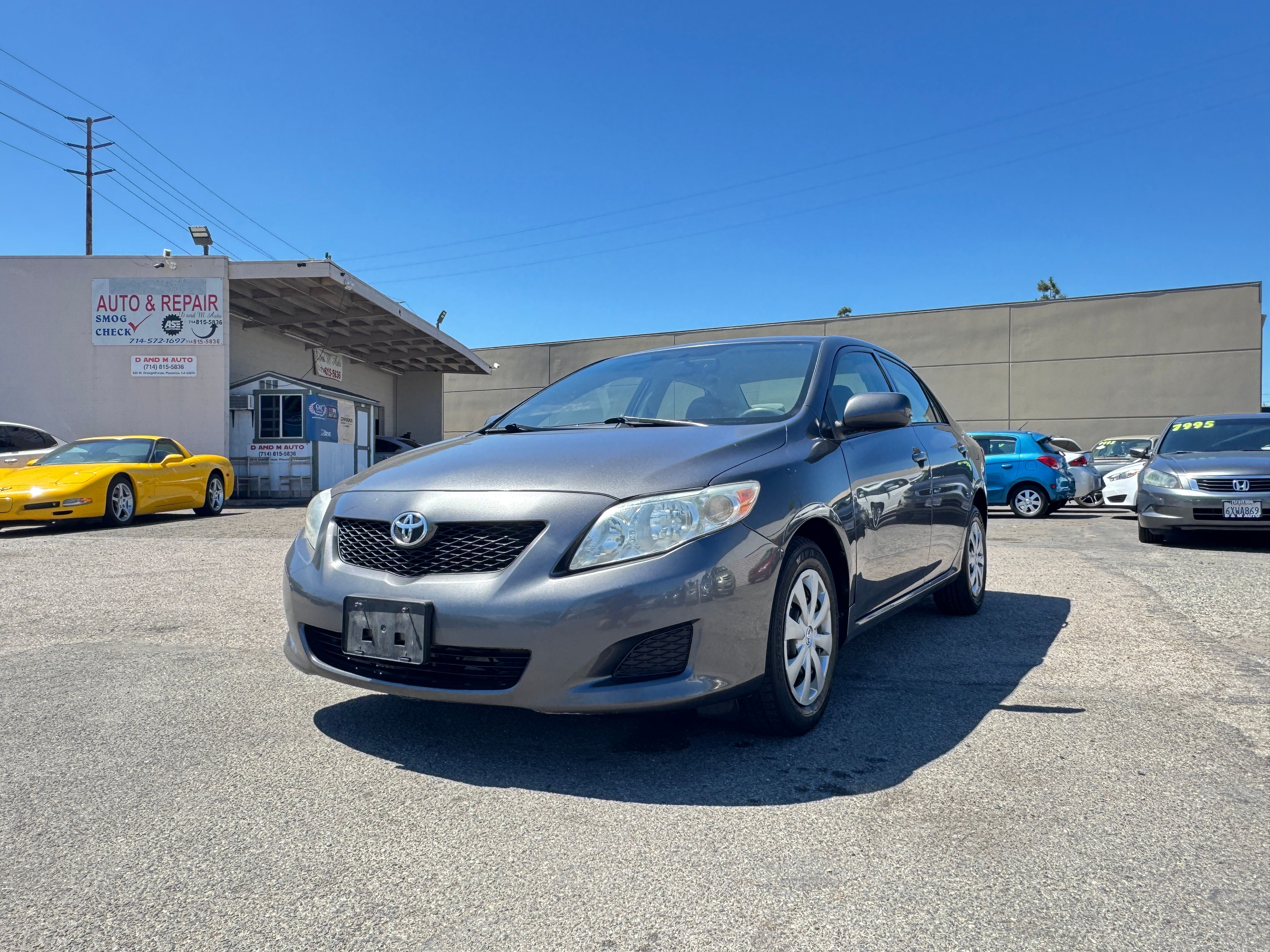 Used 2009 Toyota Corolla LE FWD image 2