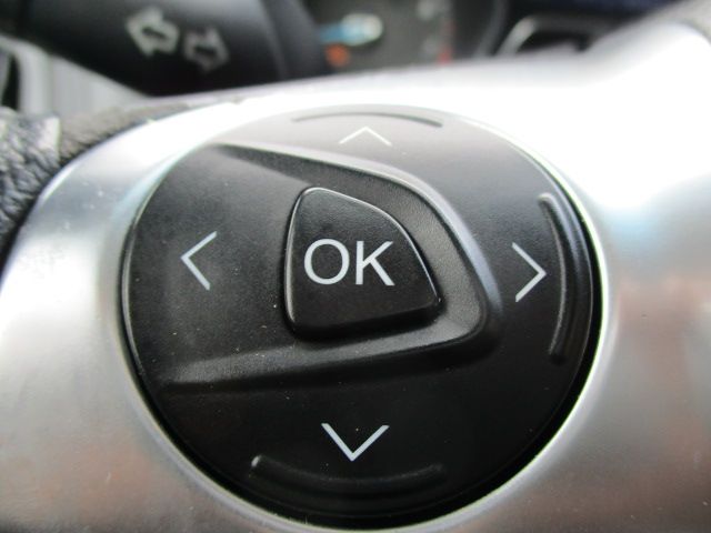 Used 2012 Ford Focus SEL Hatchback FWD image 28