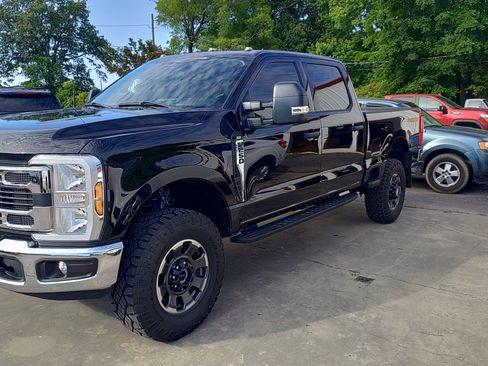 Used 2024 Ford F250 XLT image 7