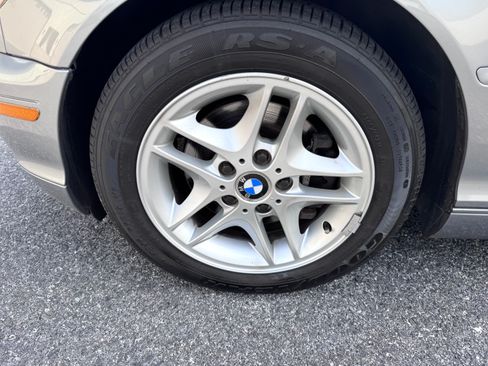 Used 2004 BMW 325Ci RWD image 10