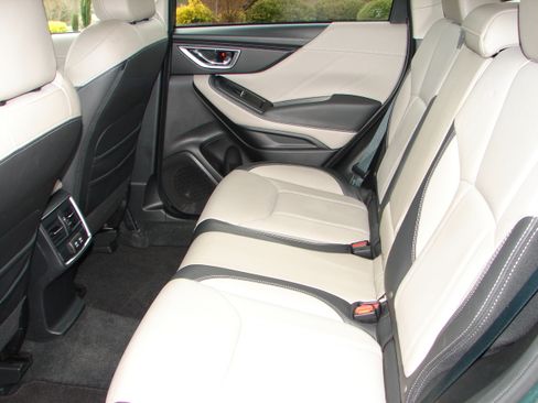 Used 2024 Subaru Forester Limited image 7