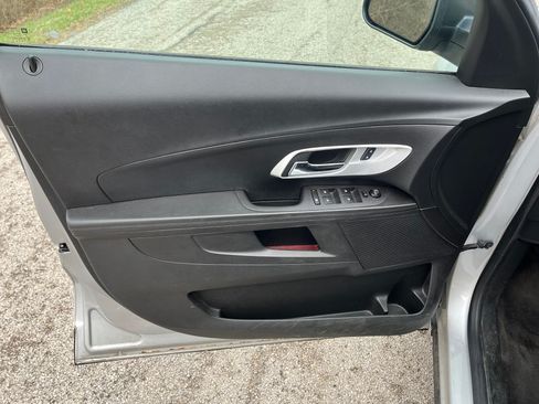 Used 2016 Chevrolet Equinox LS image 40