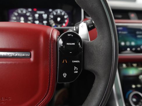 Used 2020 Land Rover Range Rover Sport HST image 31