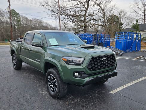 Used 2021 Toyota Tacoma image 6
