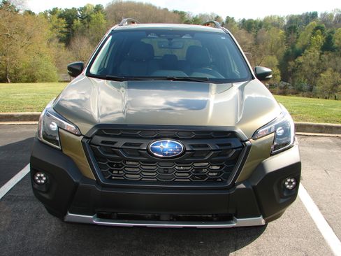 Used 2025 Subaru Forester Wilderness image 16