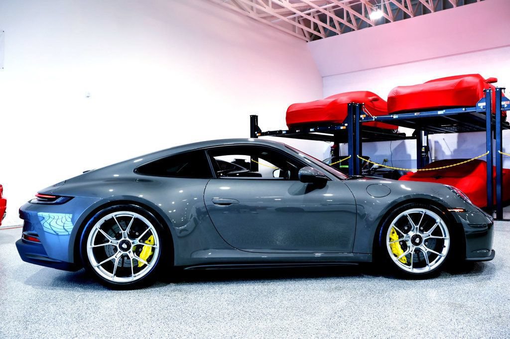 Used 2023 Porsche 911 GT3 Touring RWD image 12