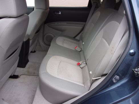 Used 2013 Nissan Rogue AWD SV w/ Premium Package image 9