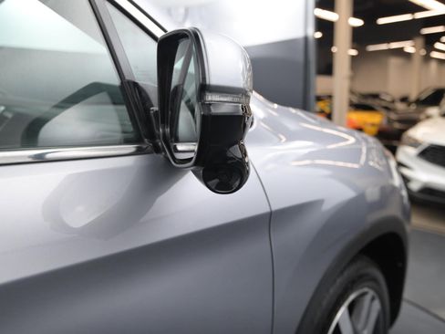 Used 2017 Honda Pilot Touring image 17