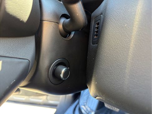 Used 2016 Land Rover Range Rover Sport HSE image 22