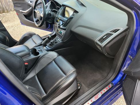 Used 2014 Ford Focus ST Hatchback FWD image 5