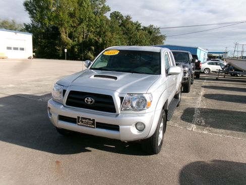 Used 2008 Toyota Tacoma TRD Sport image 2