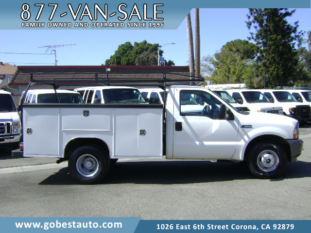 Used 2004 Ford F350 2WD Regular Cab DRW Super Duty image 1