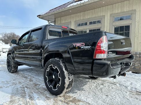 Used 2013 Toyota Tacoma image 3