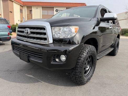 Used 2011 Toyota Sequoia Limited image 4