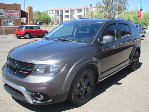 Used 2019 Dodge Journey Crossroad image 19
