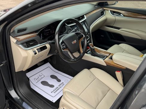 Used 2019 Cadillac XTS Luxury image 11