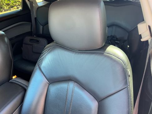 Used 2011 Cadillac SRX Performance image 9