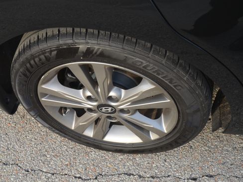 Used 2018 Hyundai Elantra Value Edition image 28