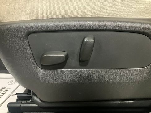 Used 2023 Buick Envision Preferred image 10