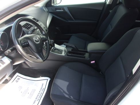 Used 2011 MAZDA MAZDA3 i Touring Sedan FWD image 5