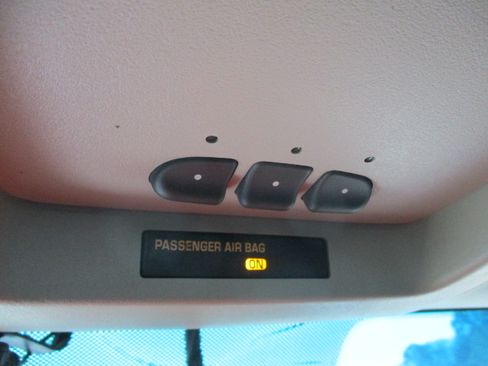 Used 2011 Chevrolet Silverado 2500 LT image 42