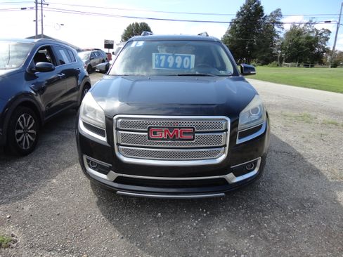 Used 2013 GMC Acadia AWD Denali image 2