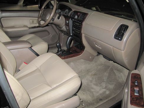 Used 2001 Toyota 4Runner 4WD Limited image 26