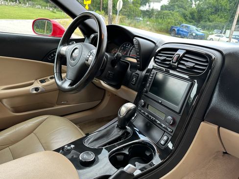 Used 2008 Chevrolet Corvette w/ 3LT image 13