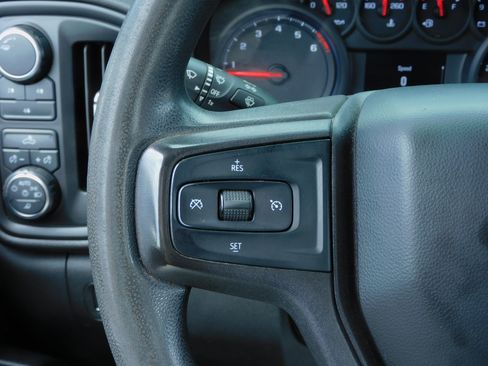 Used 2020 Chevrolet Silverado 2500 4x4 Crew Cab Custom image 29