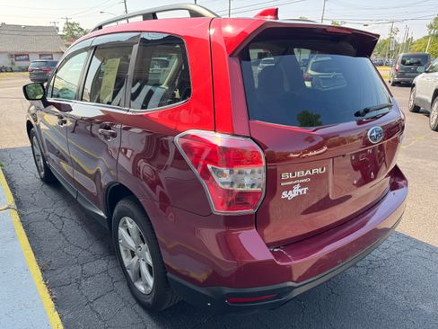 Used 2016 Subaru Forester 2.5i Limited AWD/4WD image 4