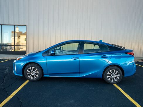 Used 2019 Toyota Prius image 7