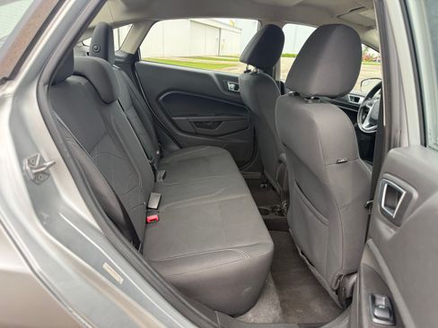 Used 2014 Ford Fiesta SE FWD image 18