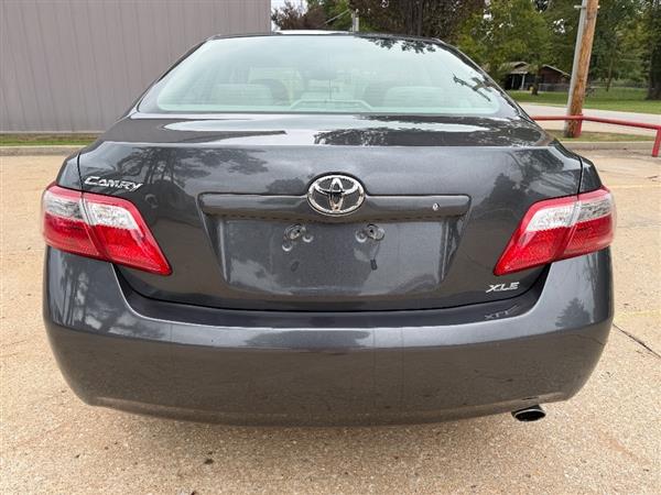 Used 2007 Toyota Camry XLE FWD Sedan 2.4L 4-Cyl image 3