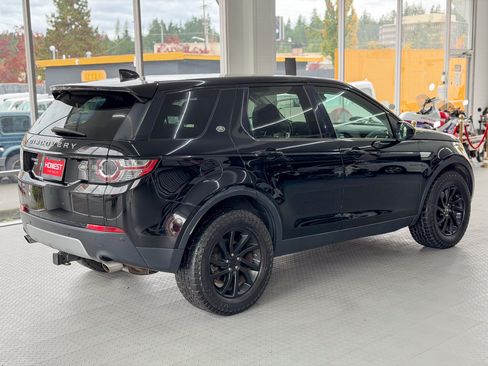 Used 2018 Land Rover Discovery Sport HSE image 4