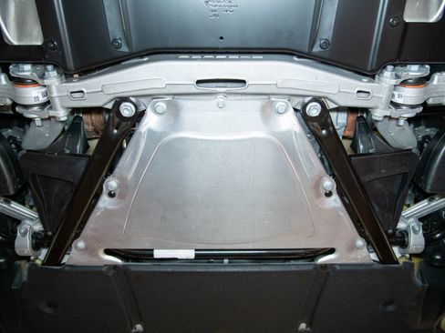 Used 2018 Porsche 911 GT2 RS image 96