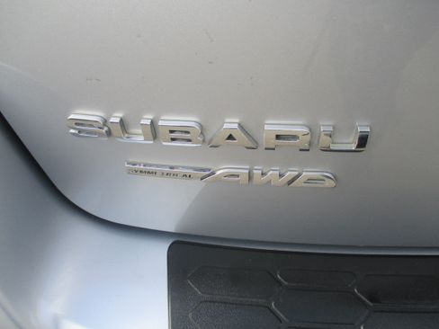 Used 2021 Subaru Crosstrek 2.0i Premium AWD/4WD image 11