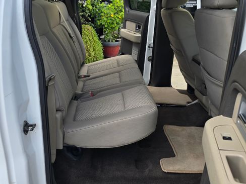 Used 2010 Ford F150 XLT image 23