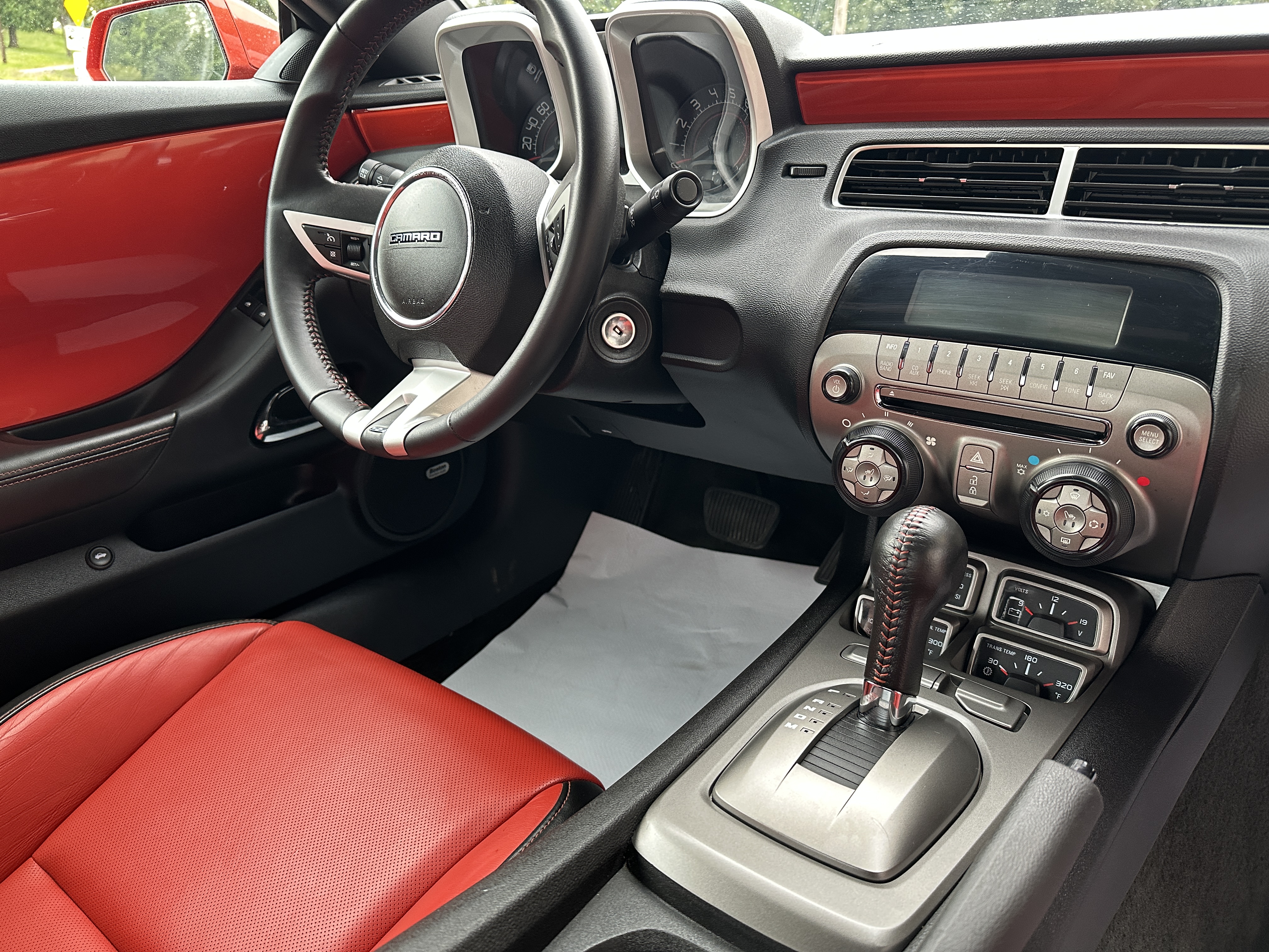 Used 2010 Chevrolet Camaro SS Coupe w/ 2SS RWD image 13