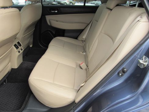 Used 2015 Subaru Outback 2.5i Limited image 17