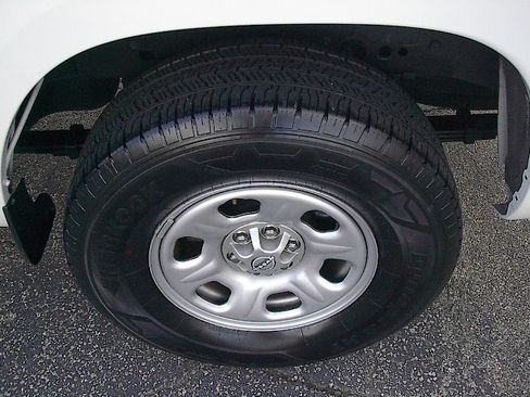 Used 2024 Nissan Frontier S image 20