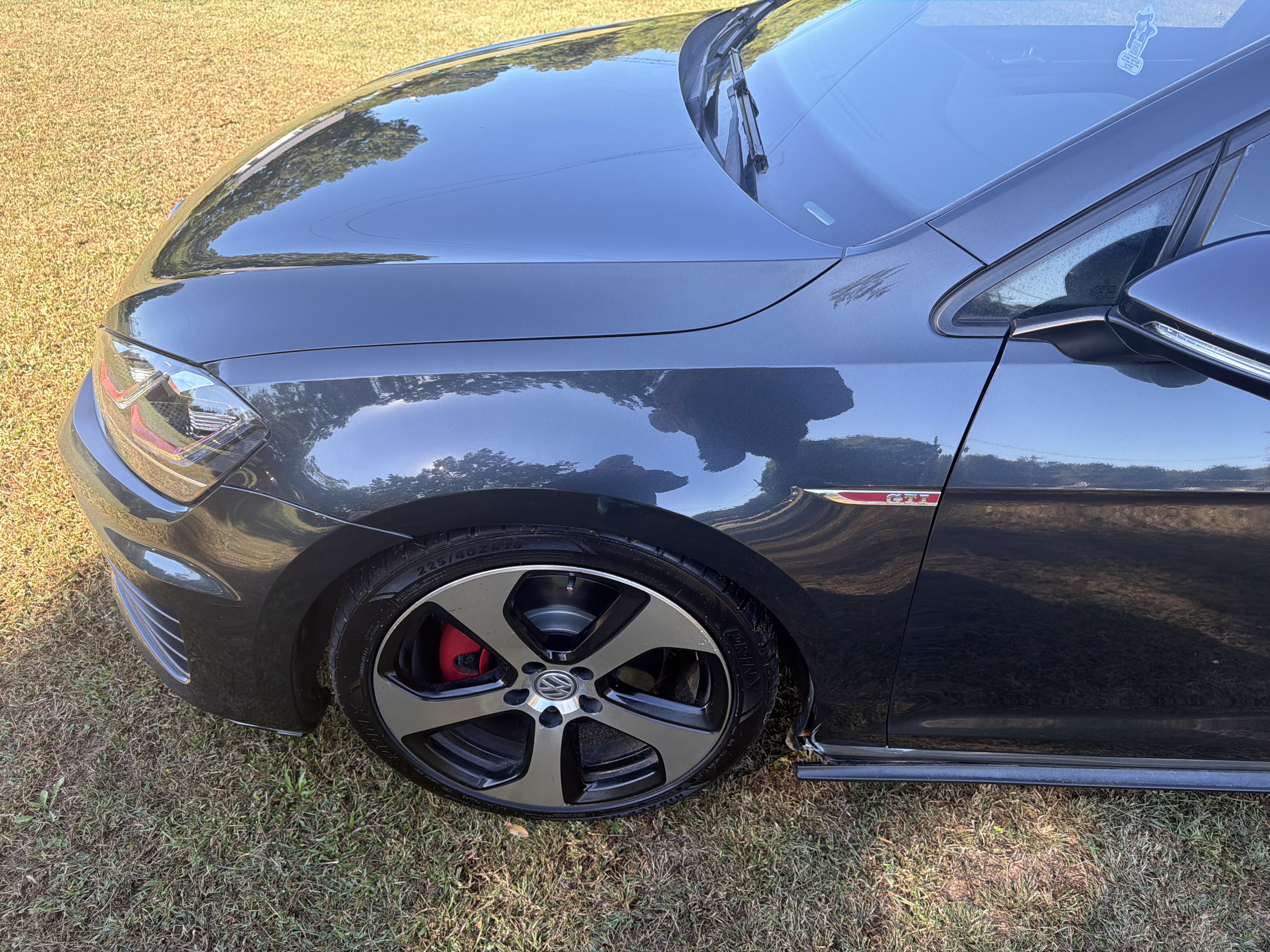 Used 2017 Volkswagen GTI 4-Door FWD image 33