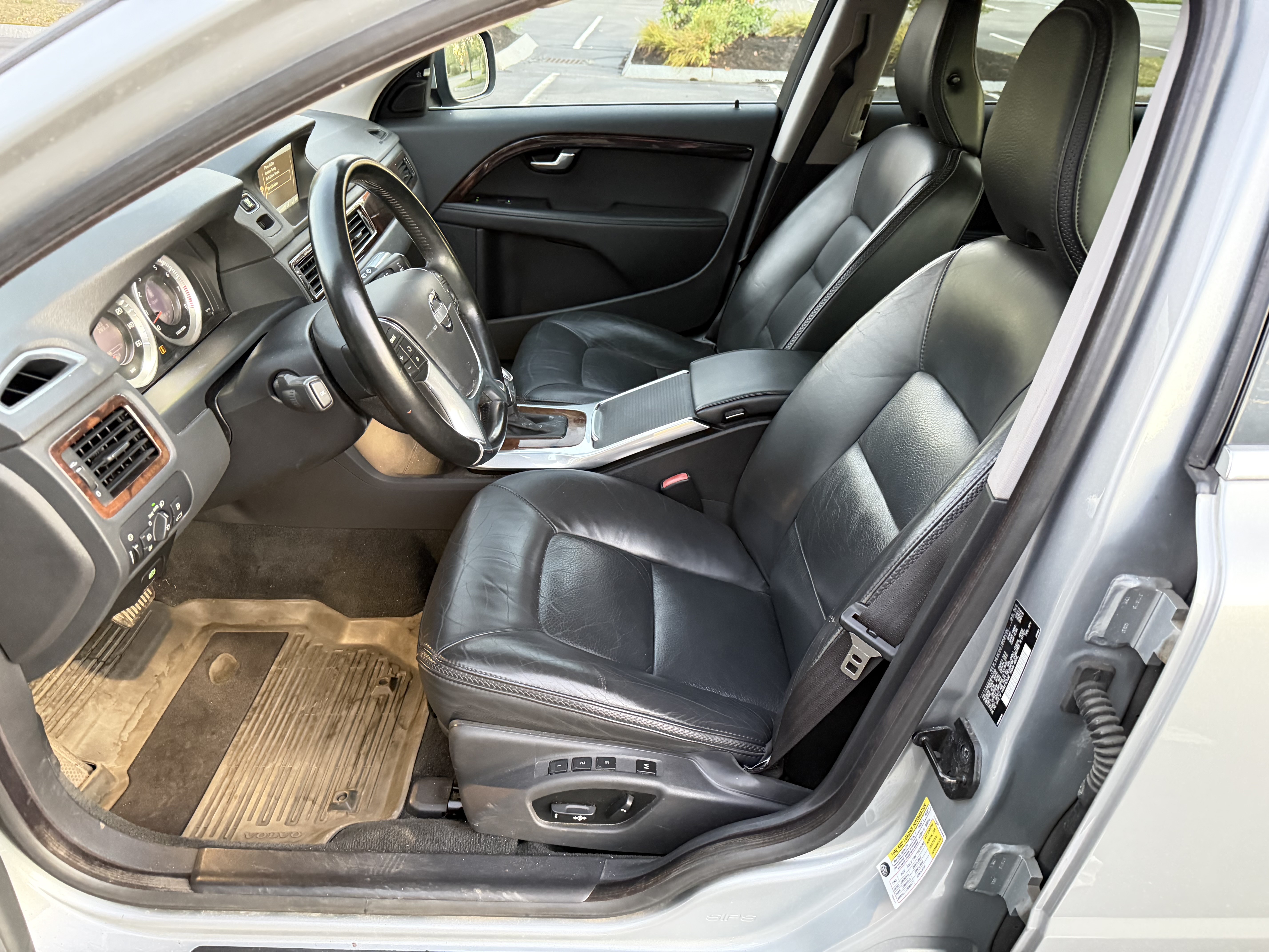 Used 2013 Volvo XC70 T6 AWD image 33