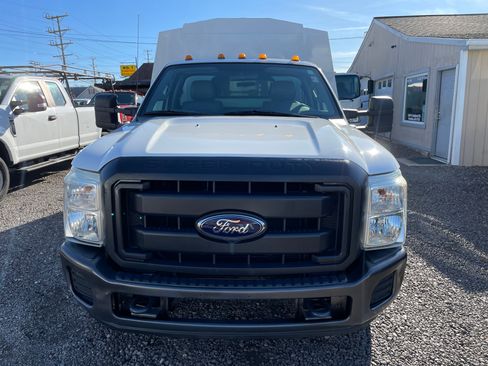 Used 2012 Ford F350 image 2