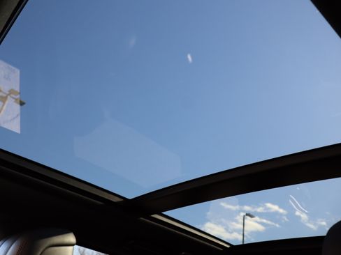 Used 2019 Land Rover Range Rover Sport HSE image 34