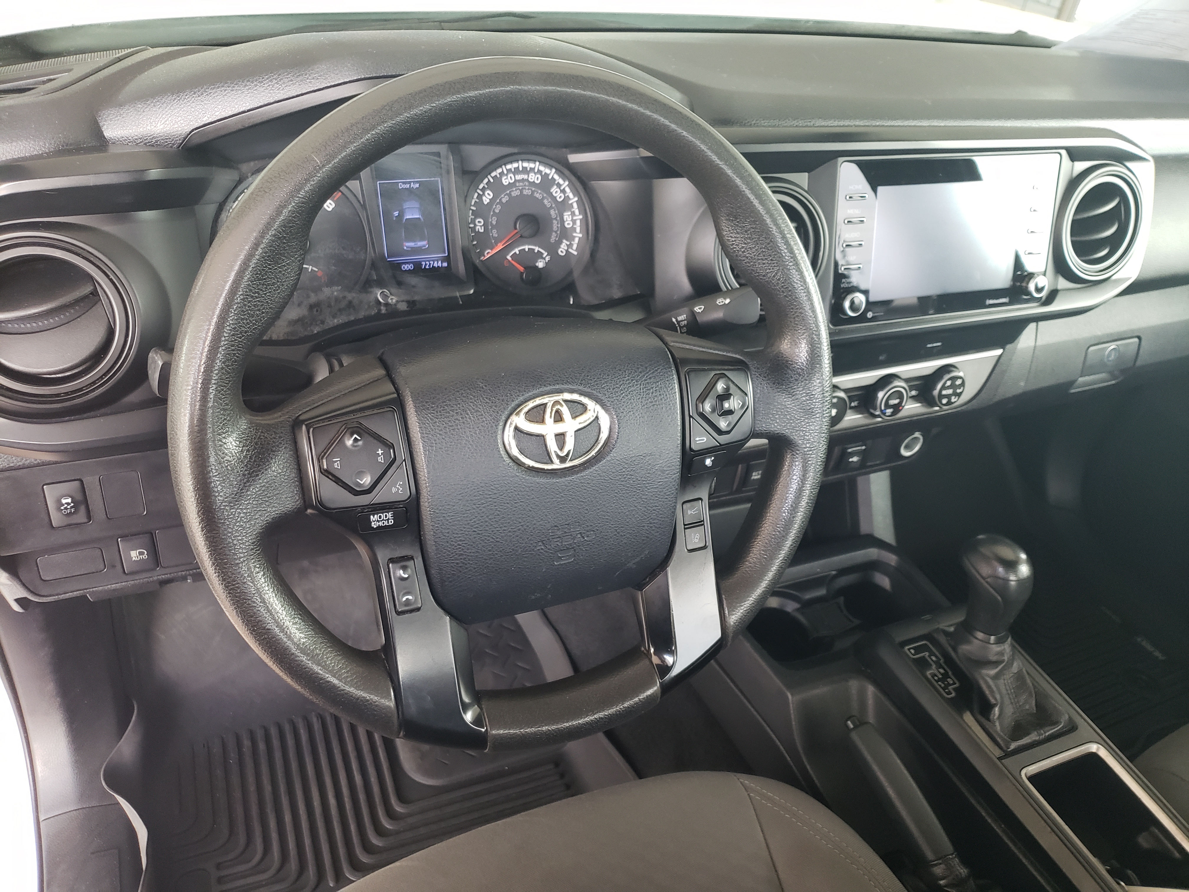 Used 2020 Toyota Tacoma 2WD Access Cab image 10