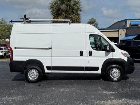 Used 2024 RAM ProMaster 2500 image 6