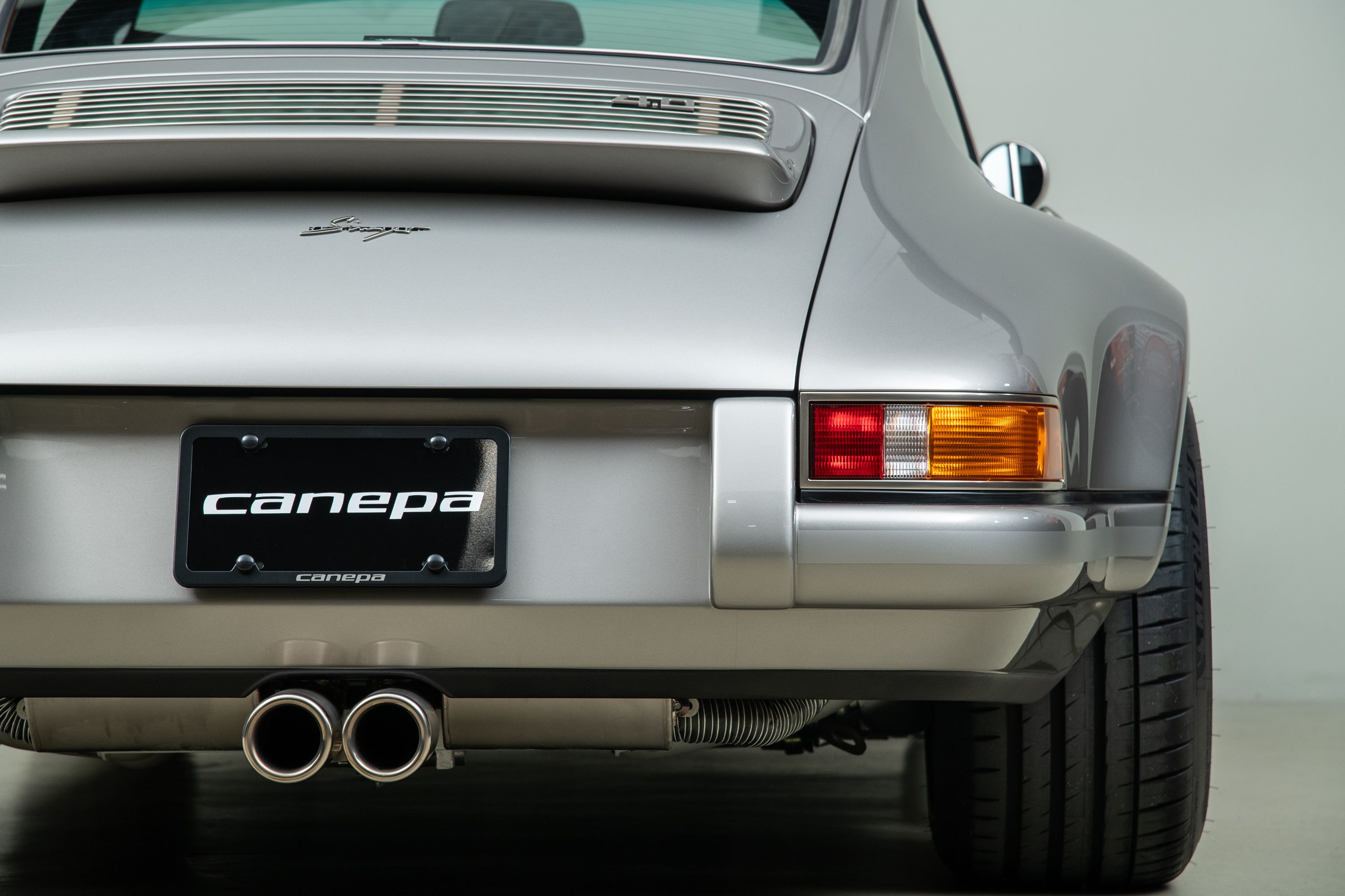 Used 1989 Porsche 911 Carrera RWD image 81