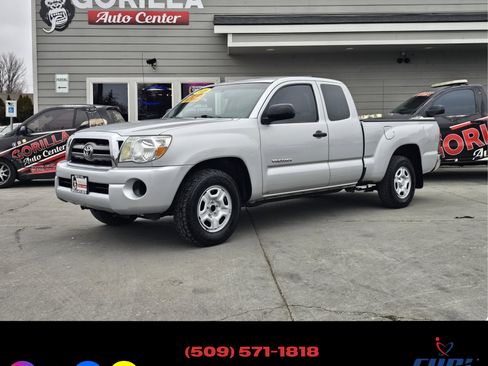 Used 2010 Toyota Tacoma SR5 image 3