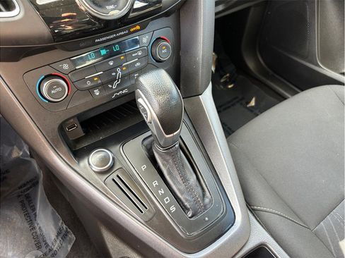 Used 2017 Ford Focus SEL image 27