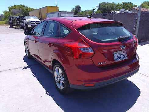 Used 2013 Ford Focus SE Hatchback FWD image 3